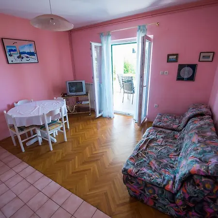 Paula