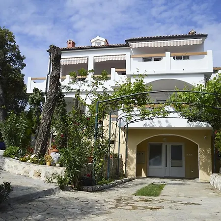 Paula Apartment Mandre