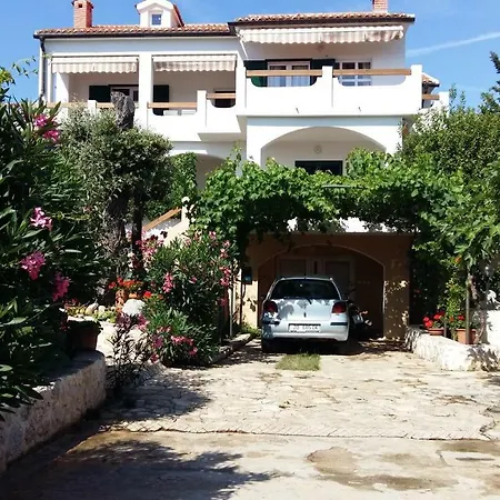 Paula Apartment